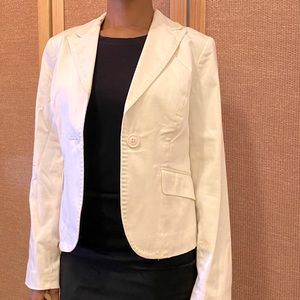 Off-White single button blazer. Off-White